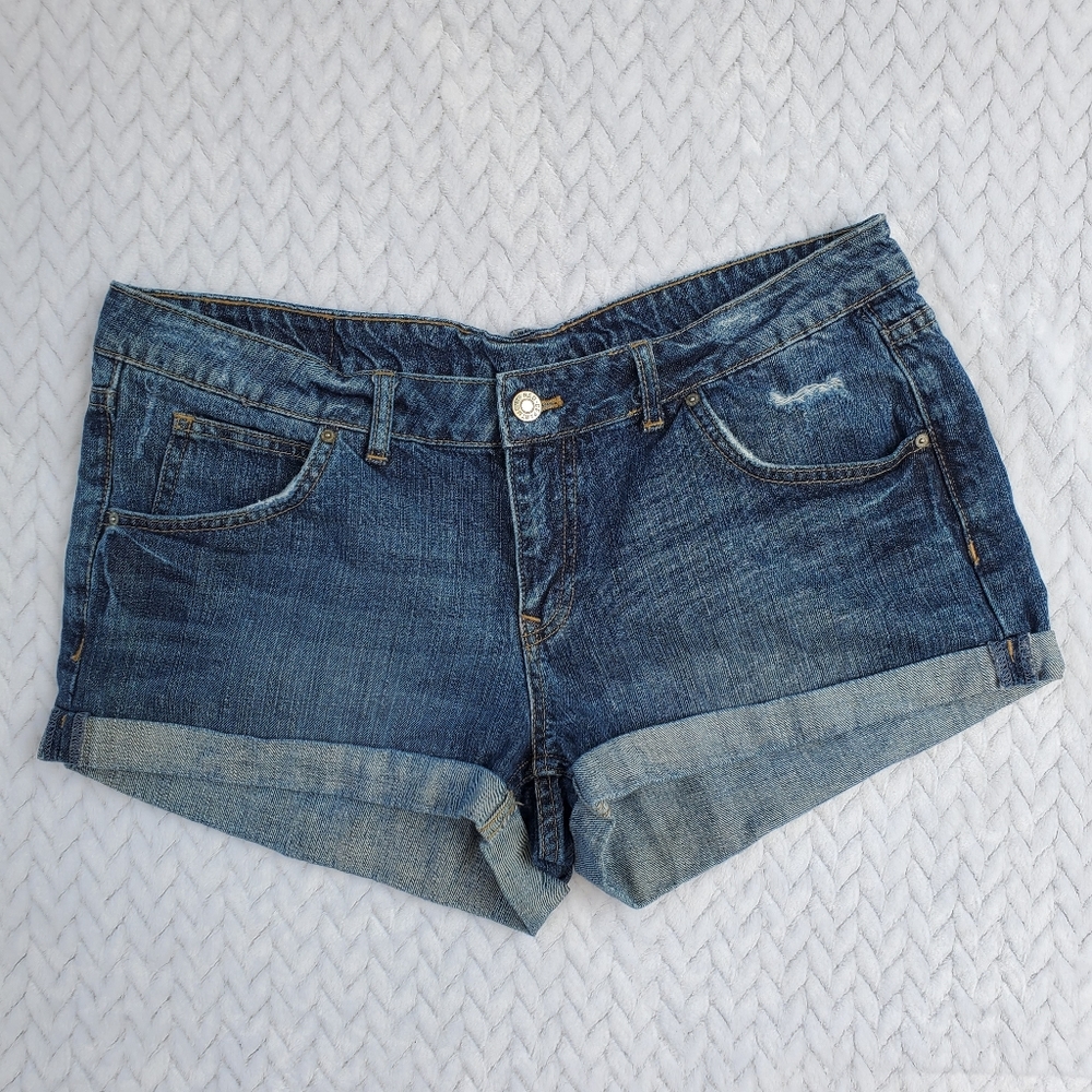 Red Department Blue Denim Roll Cuff shorts Size 12